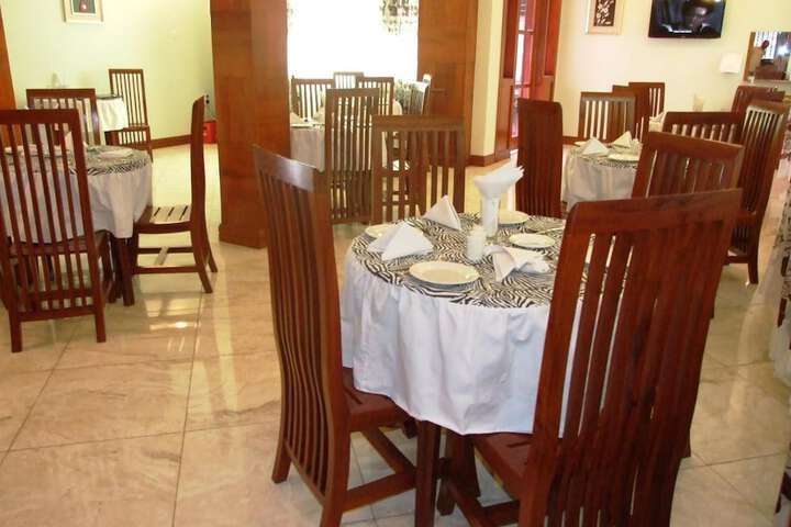 Dining Photos