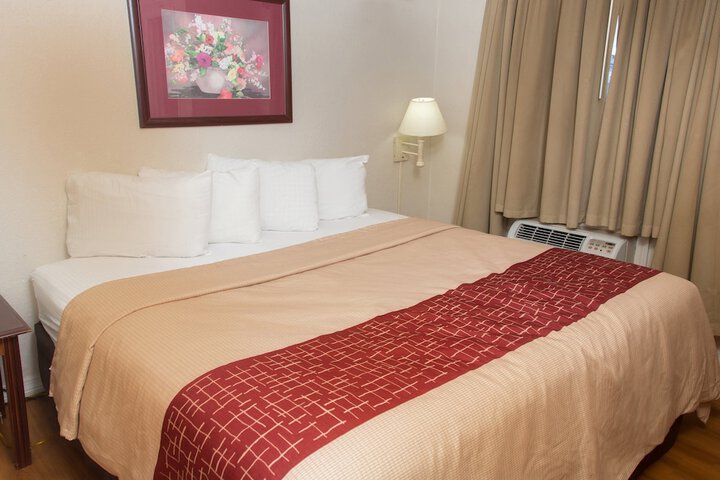 2 Rooms Suite 2 Double Beds Kitchen (5 of 14)