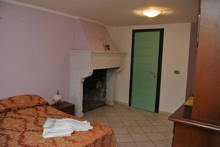 Room 21 of 45