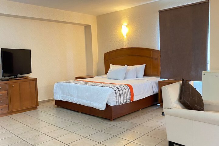 Room 4 of 31