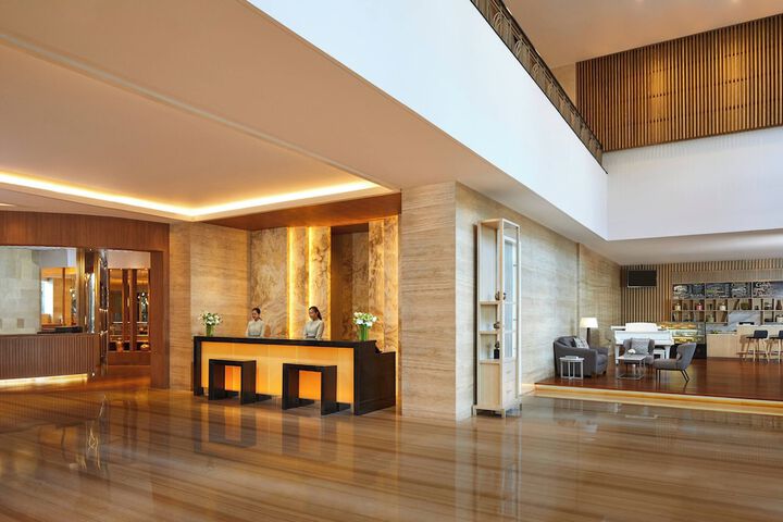 Hotel Interior 4 of 79