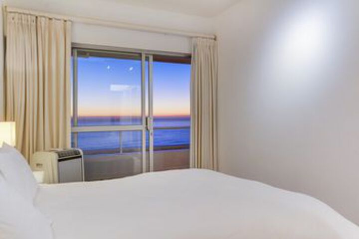 Room 7 of 28