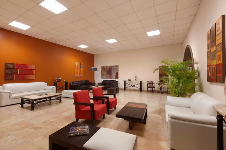 Guest Lobby