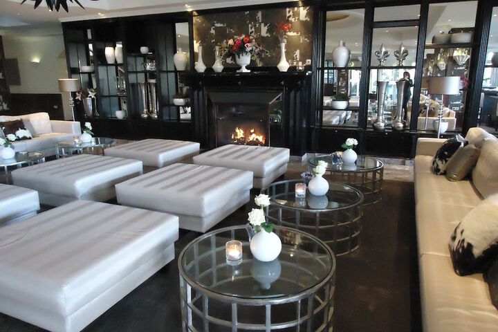 Lobby Photos