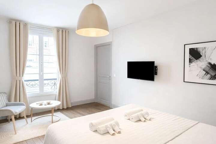 Room 29 of 49
