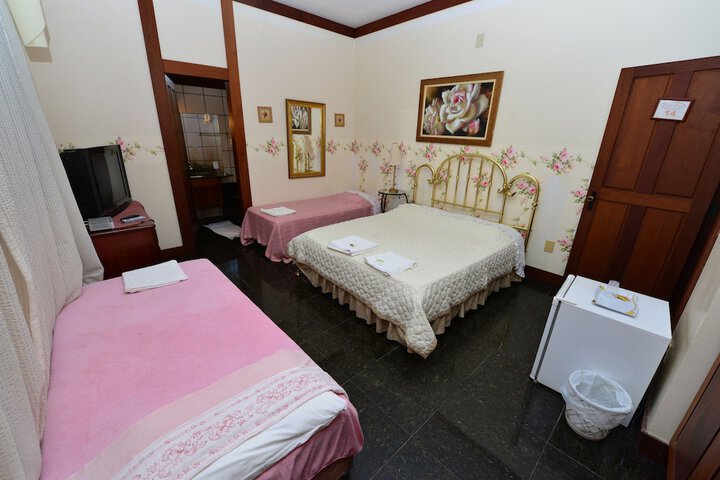 Room 17 of 52