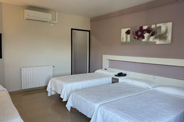 Room 5 of 31