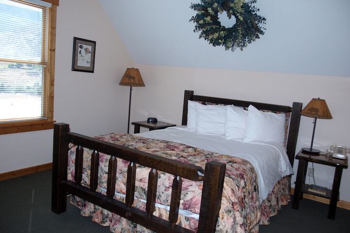Room 25 of 51