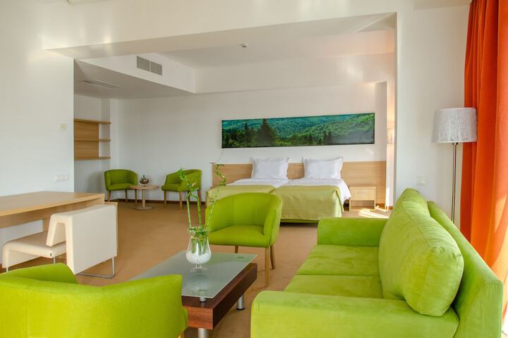 Room 7 of 26