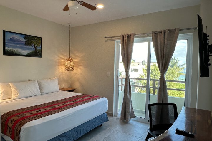 Room 3 of 41
