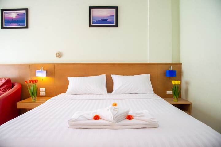 Room 15 of 29