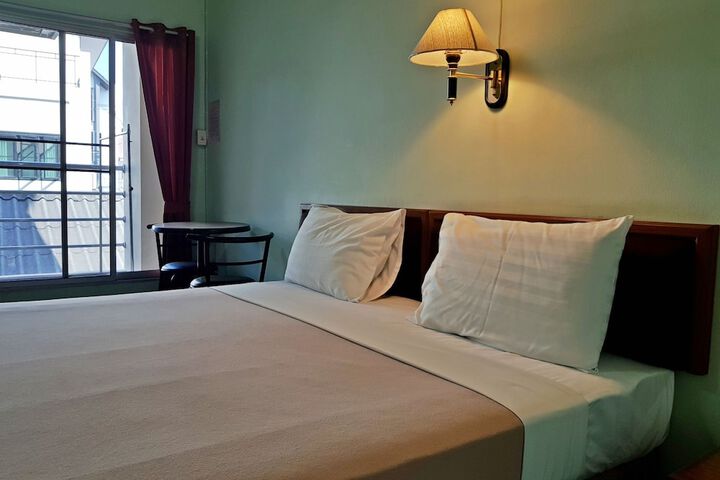 Room 4 of 21