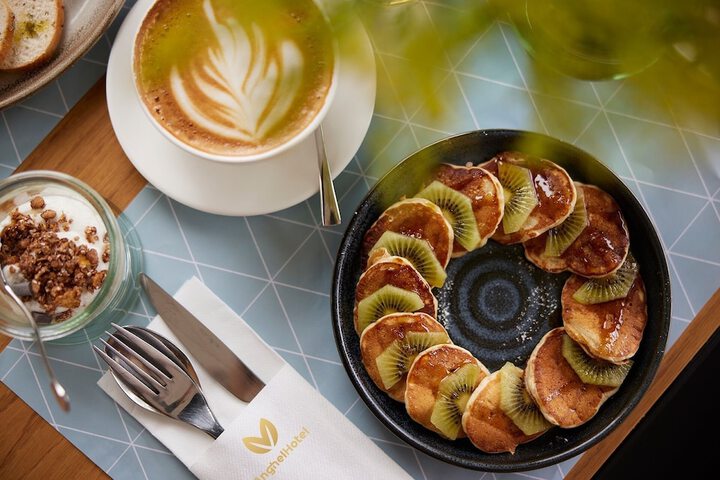 Breakfast/Coffee Service 45 of 49