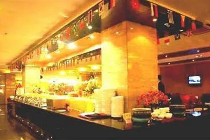 Dining 9 of 9