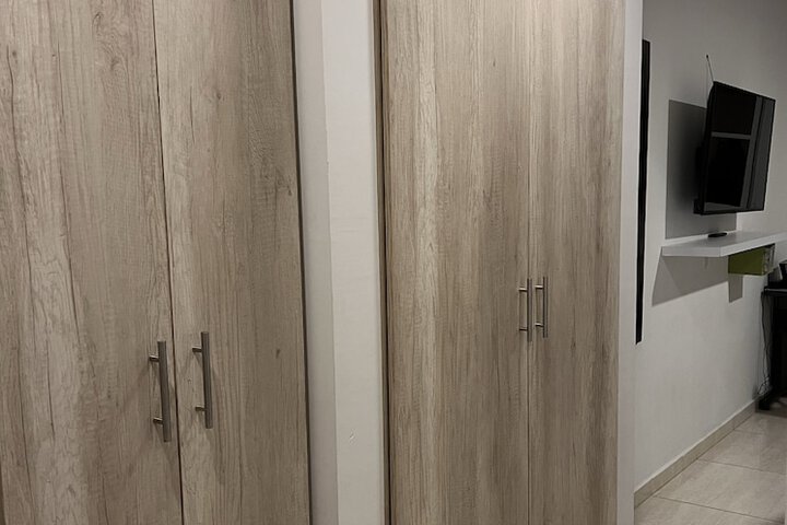 Room 14 of 42