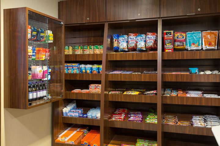 Snack bar