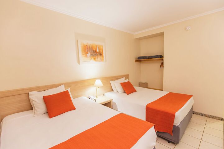 Room 8 of 49