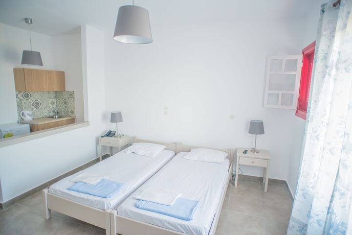 Room 7 of 41