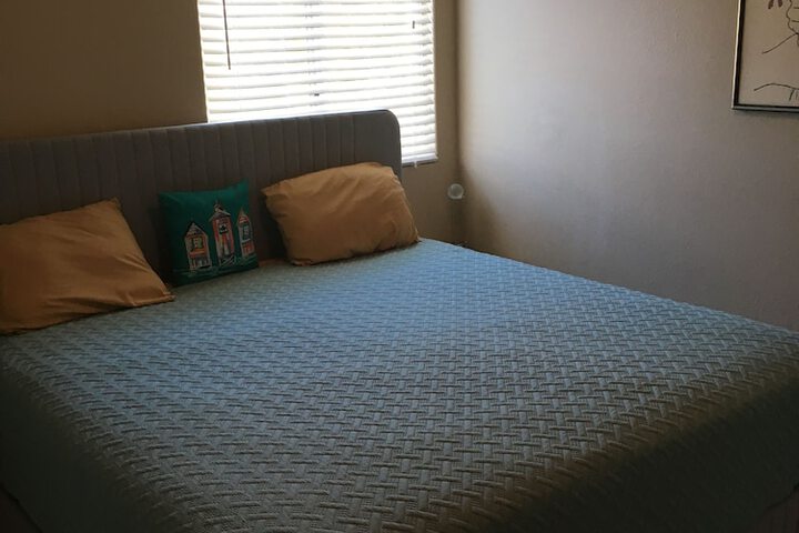 Room 4 of 30