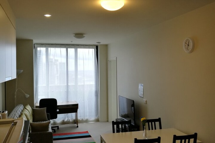 Room 13 of 22