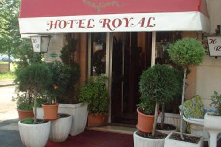Hotel 1 of 10