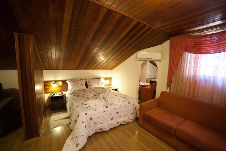 Room 49 of 181