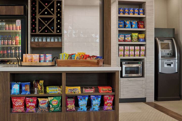 Snack bar