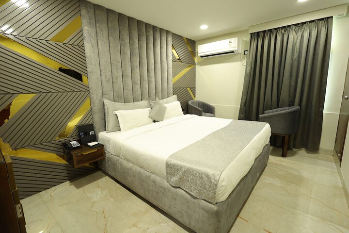 Room 5 of 27