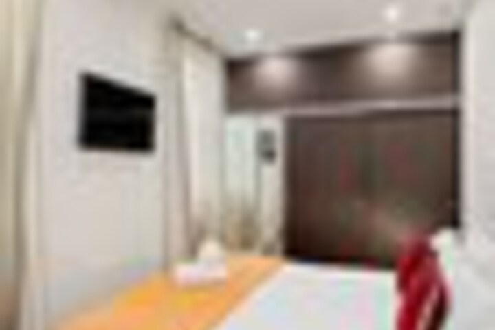 Room 47 of 318