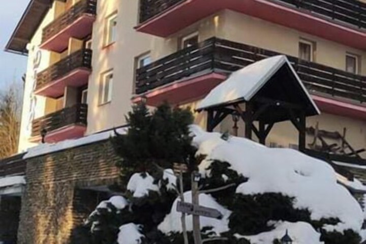 Hotel 76 of 88