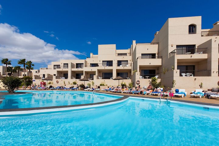 Pools & Facilities