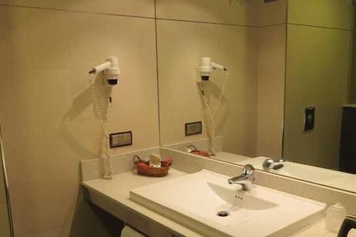 Clean Restrooms