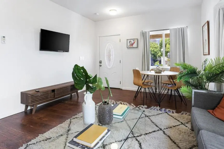 Photo of 4BR Bungalow in Echo Park