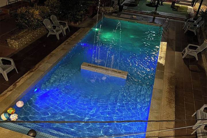 Pool 110 of 129