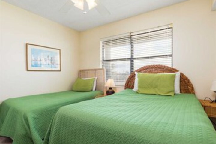 Room 20 of 20