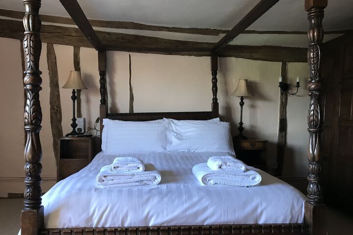 Room 17 of 52