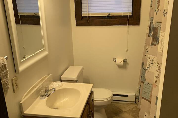 Room 74 of 122