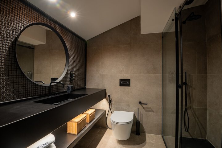 Room 60 of 71