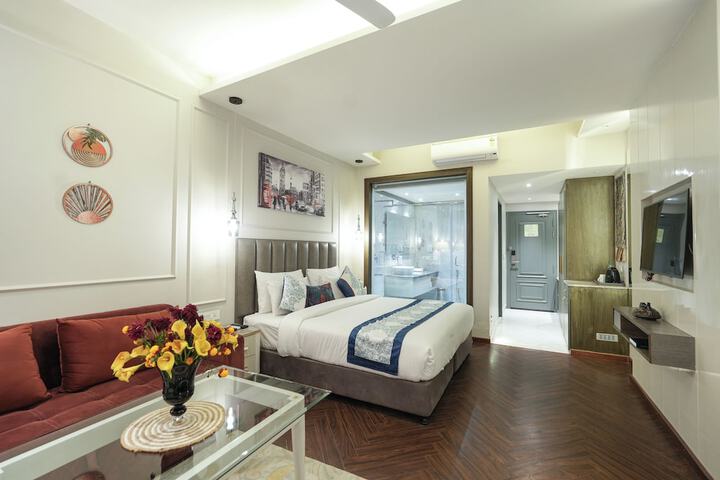 Room 9 of 54