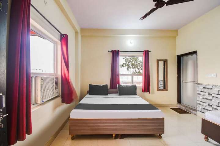 Room 2 of 12