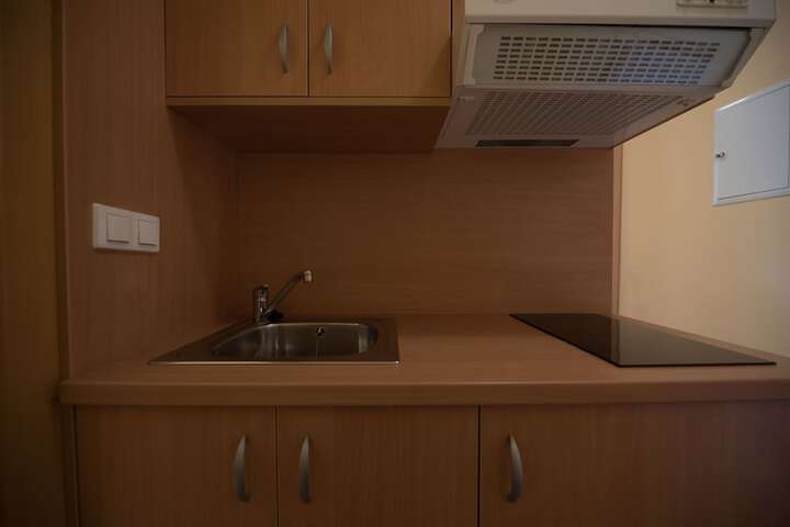 Room 51 of 69