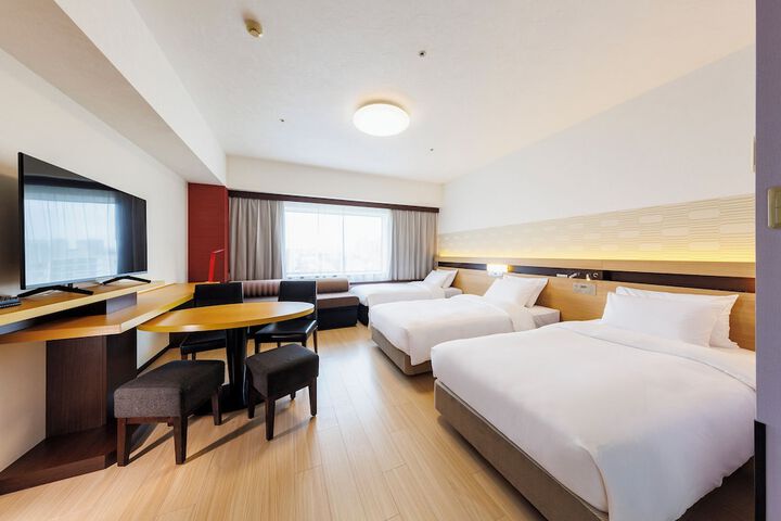 Room 18 of 141