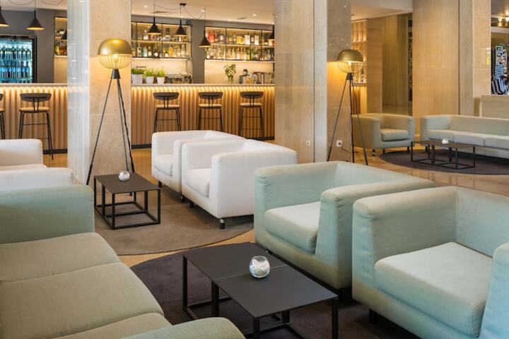 Guest Lobby
