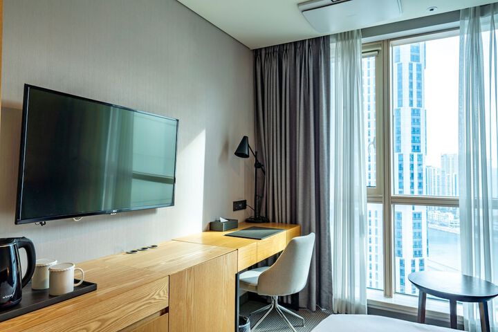 Room 13 of 55