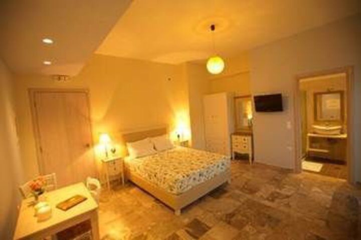 Room 21 of 30