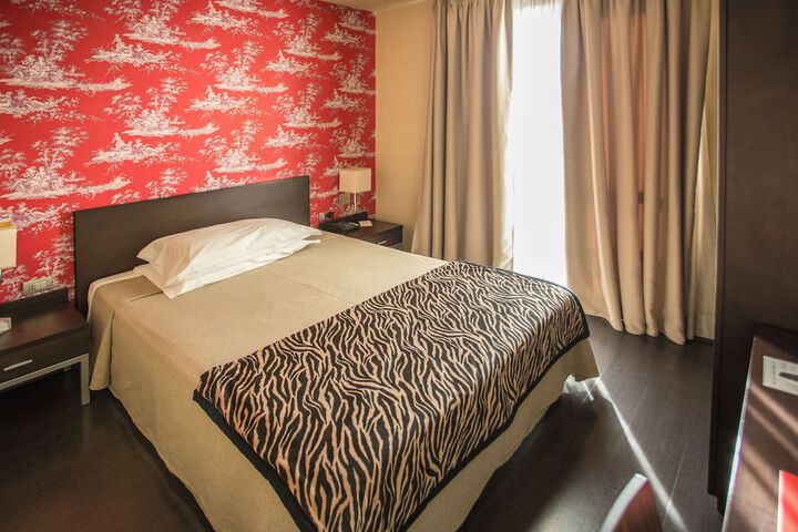 Room 10 of 47