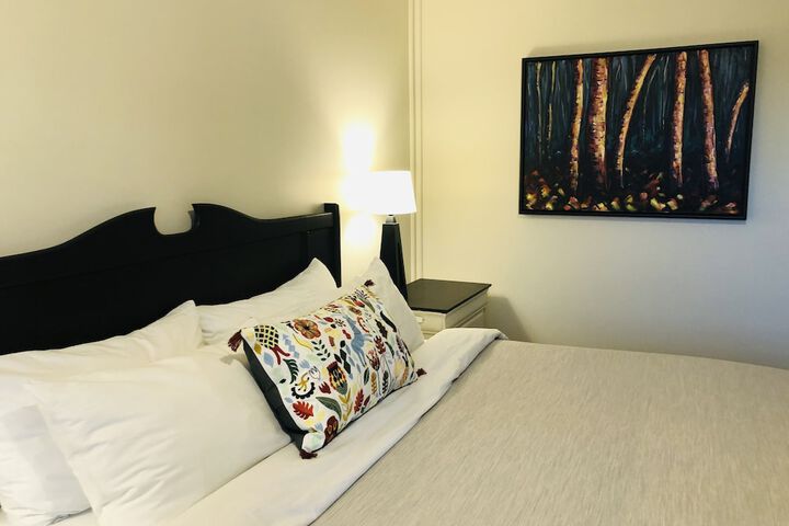 Room 30 of 74