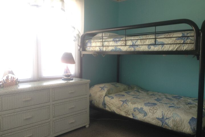 Room 2 of 29