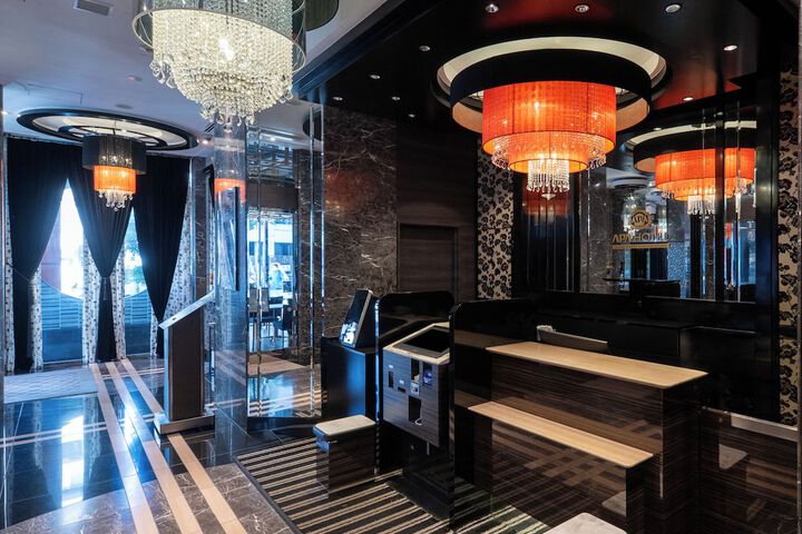 Hotel Interior 10 of 72