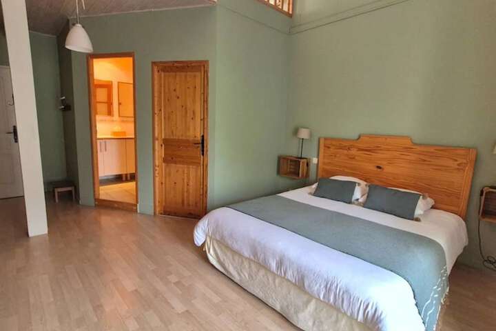 Room 18 of 32